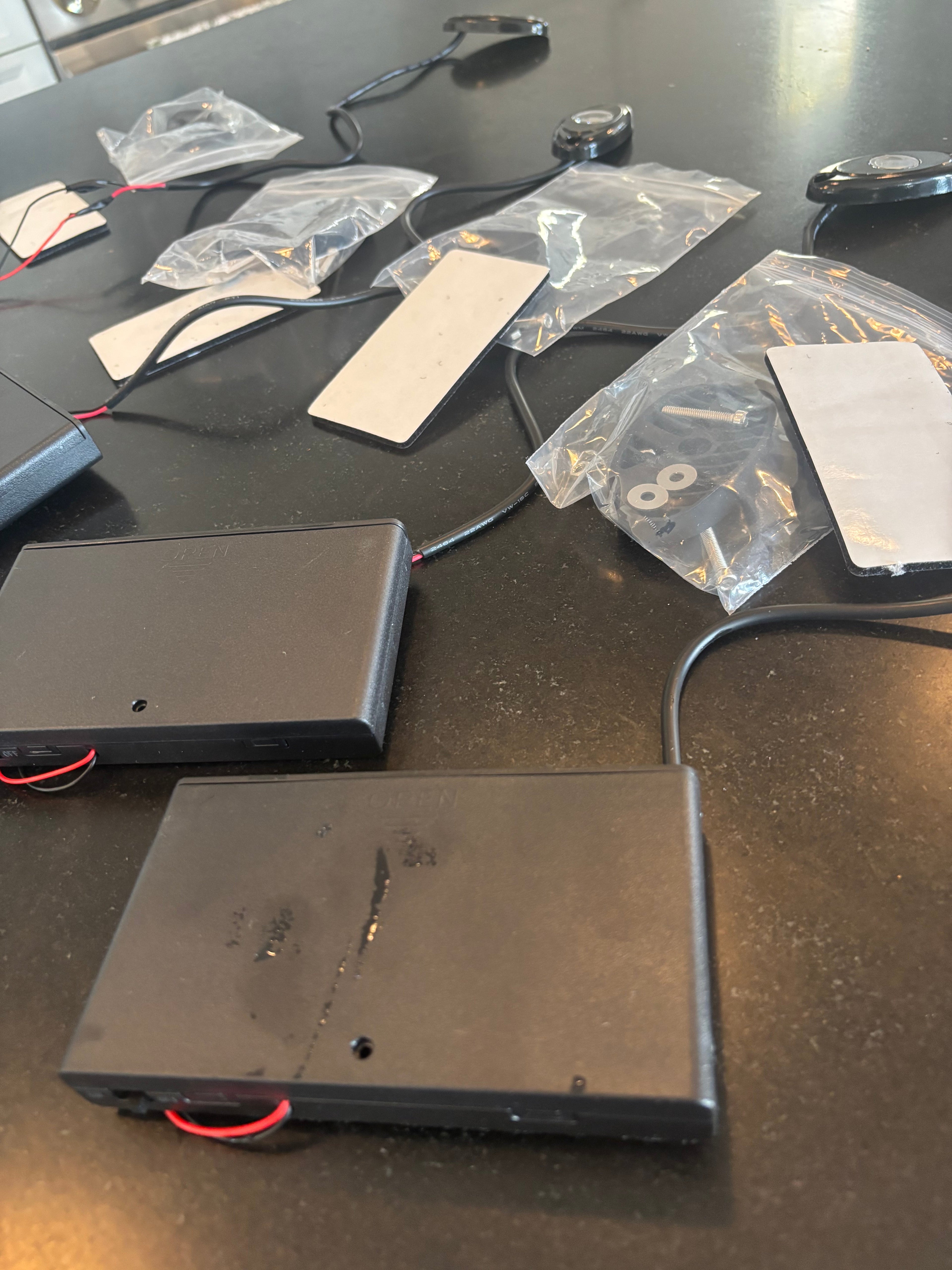 Battery powered rock lights