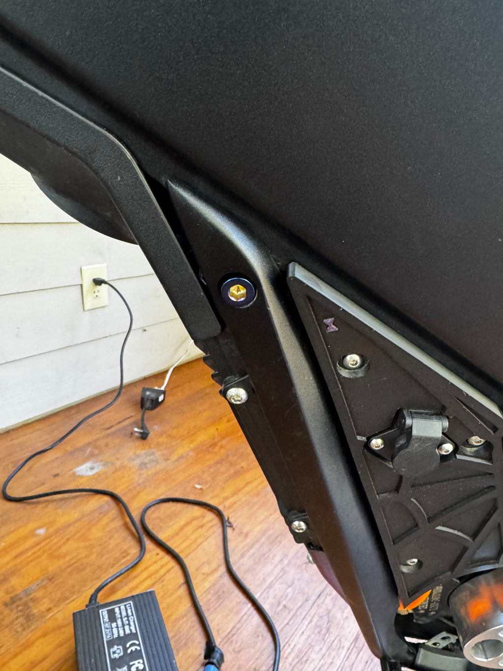 Talaria XXX Controller bracket frame mount bolts